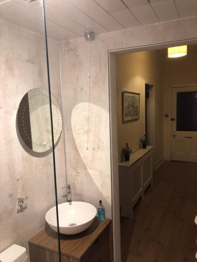 Oban Town Centre Apartment المظهر الخارجي الصورة